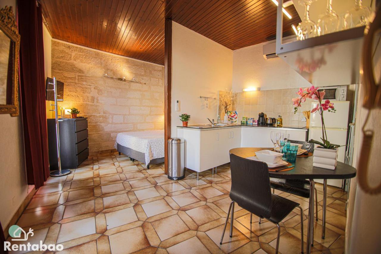 Chanteloche Clim Netflix By Rentabao Apartment Avignon